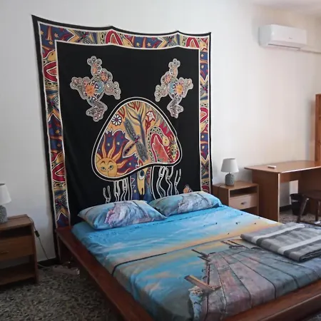 Colors House לינה וארוחת בוקר *