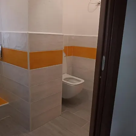 לינה וארוחת בוקר Colors House אלגהרו